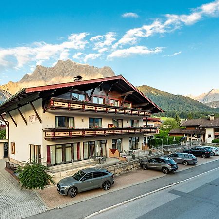 Rustika - Appartements & Spa Ehrwald Exterior foto