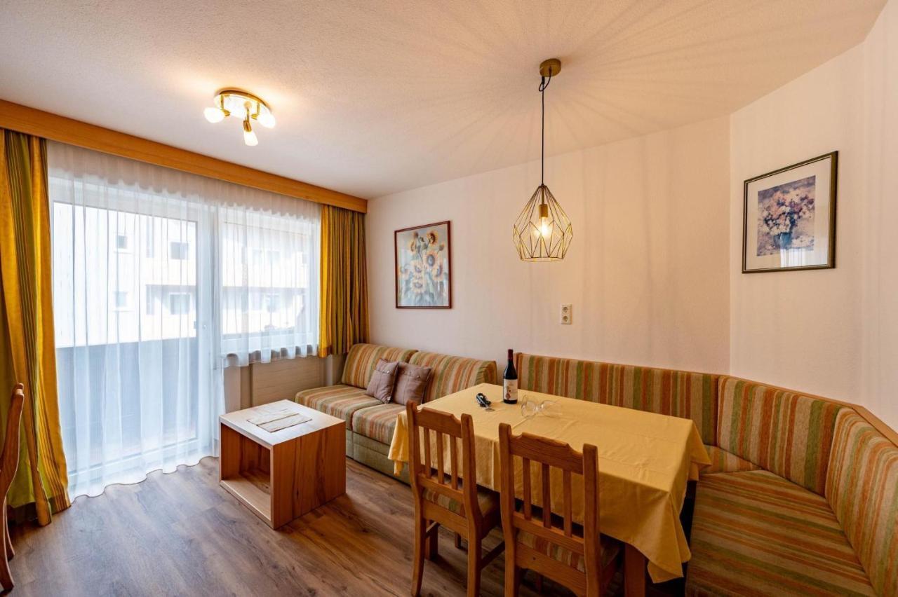 Rustika - Appartements & Spa Ehrwald Exterior foto