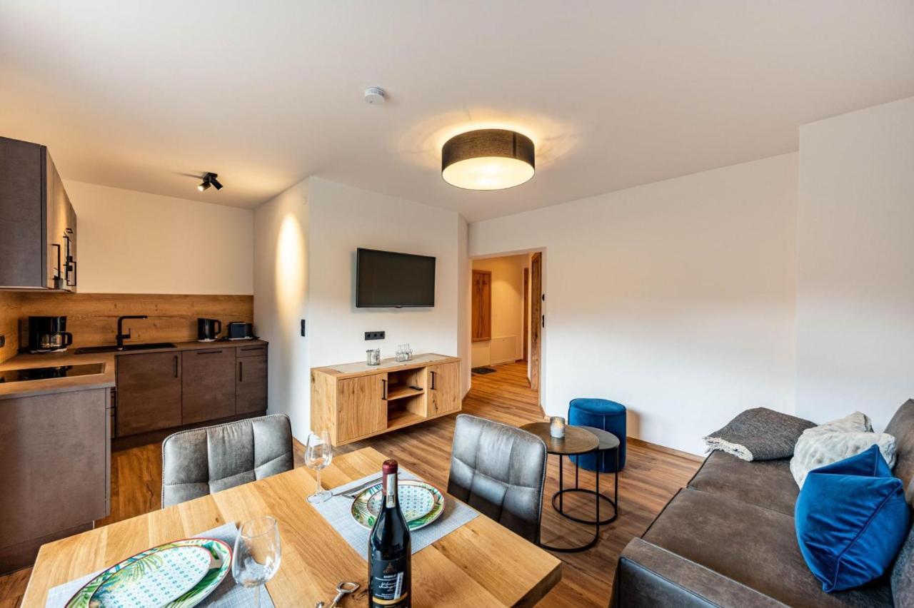 Rustika - Appartements & Spa Ehrwald Exterior foto