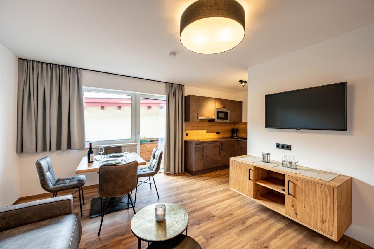 Rustika - Appartements & Spa Ehrwald Exterior foto